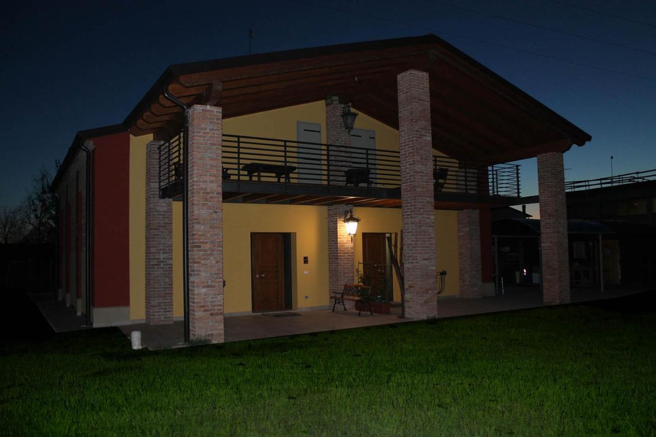 Corte Nuova B&B Bagnolo San Vito Экстерьер фото